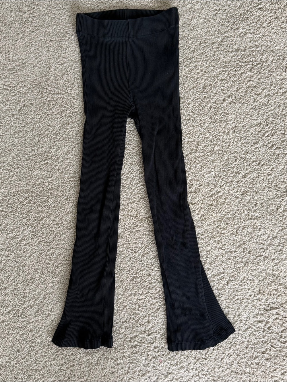 GAP Kids black ribbed flare leggings size small